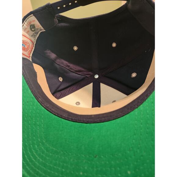 Vintage Wave UConn Huskies Snapback The‎ G Cap Hat - Picture 6 of 7